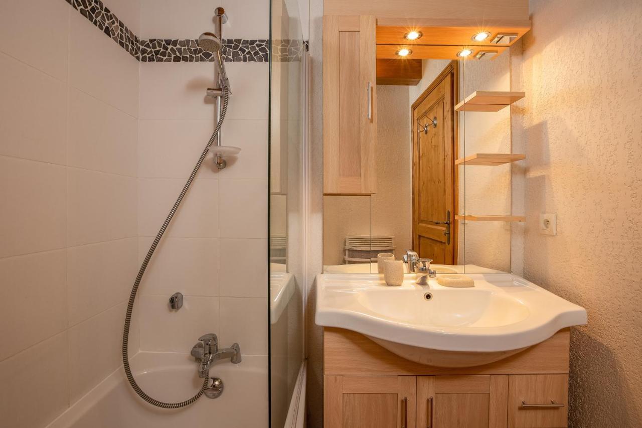 Chateau - Charming Apartment In The City Center With 3 Bedrooms - By Cozee Rentals Saint-Gervais-les-Bains Exterior foto